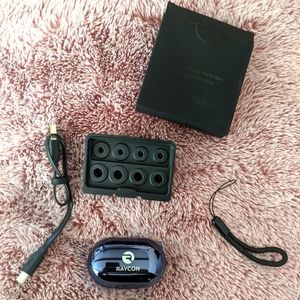 Raycon Bluetooth Earphones